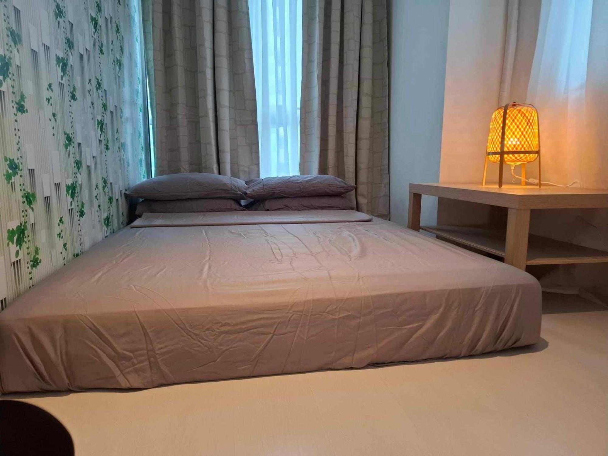 Manila Urban Resort At Azure Екстер'єр фото